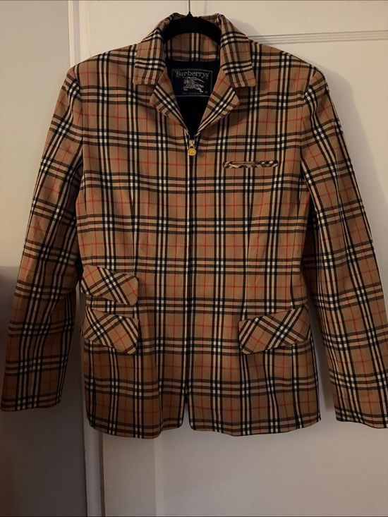 Burberry Jackets & Blazers - Burberry Tan Beige Plaid Zip-Front women’s blazer